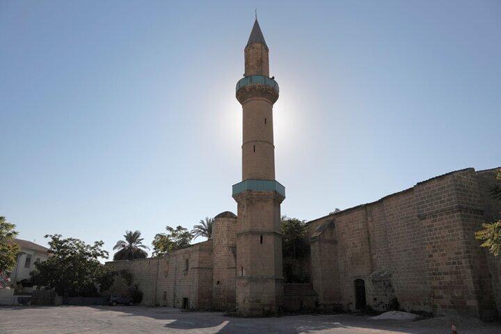 North Nicosia Private Walking Tour with a Guide
