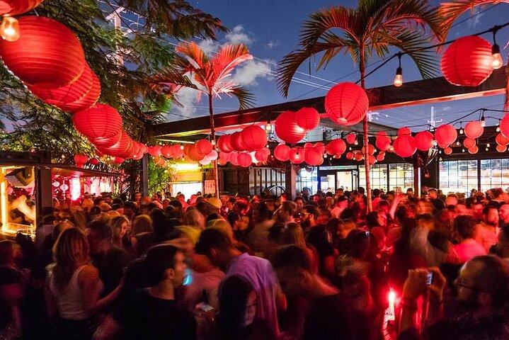 Miami Wynwood Pub Crawl: Complimentary Drinks & Club Entry