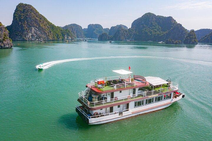 Cat Ba: Sunset & Bioluminescent Kayaking on Lan Ha Bay