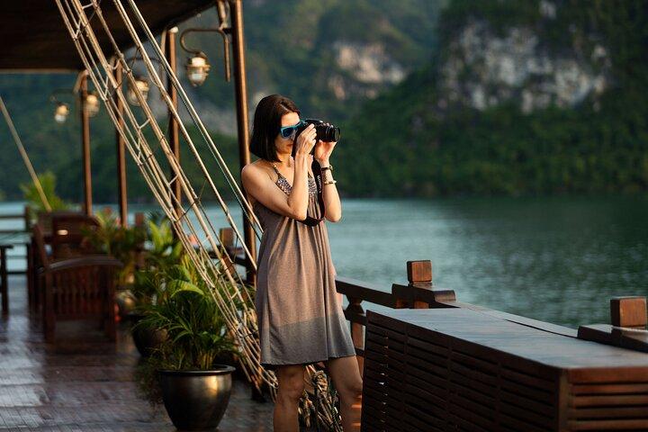 Halong Bay Boutique Cruise with Overnight Stay from Hanoi