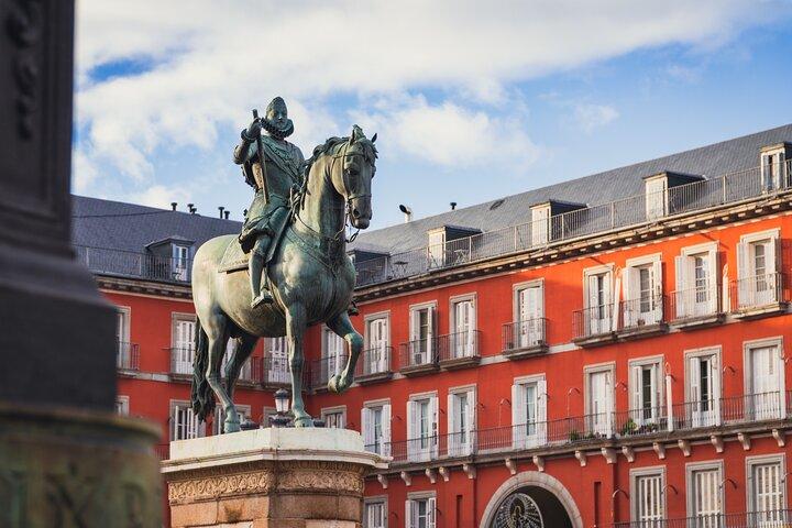 Medieval Madrid: Plaza Mayor, Arab Wall and Temple of Debod