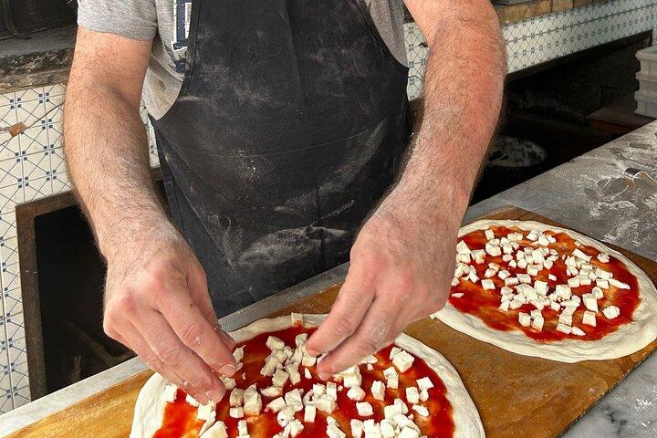 Sorrento Pizza Making Class with Local Pizzaiolo Hands on 100%