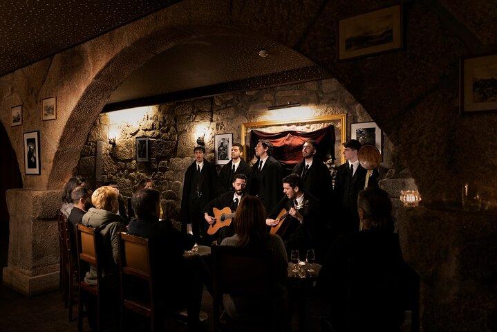 1-hour Intimate Fado Concert in a Typical Venue