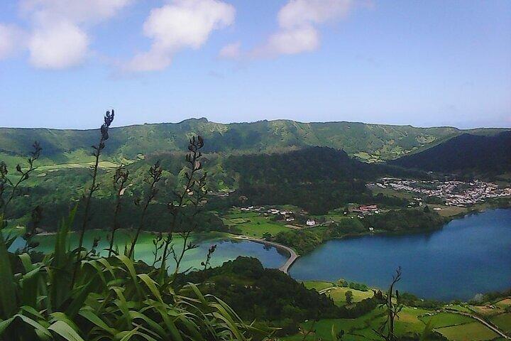 Guided tour of Sete Cidades & Lagoa do Fogo, lunch included