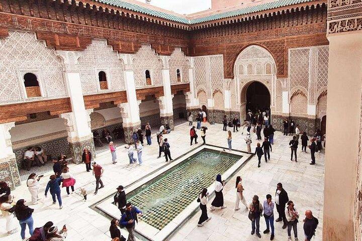 Private Photo Session in the Cult Places of Marrakech