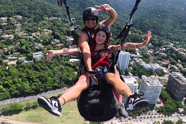 Paragliding in Rio De Janeiro with Video