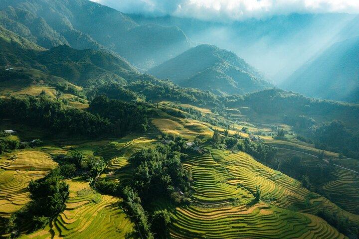 Explore Sapa Scenic Mountains and Rich Culture at 4 star hotel
