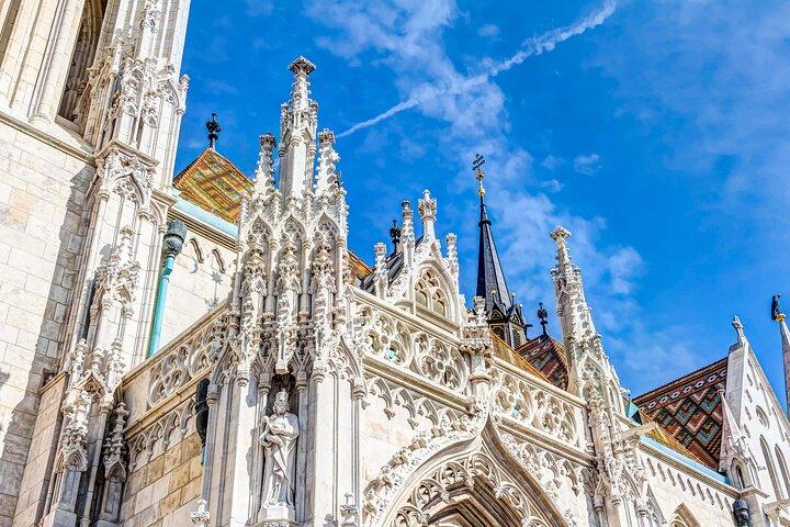 Buda Castle Walking Tour with Audioguide on Your Smartphone
