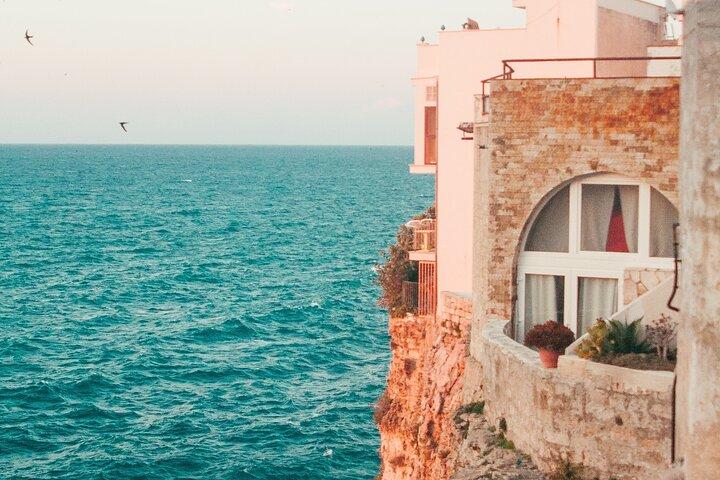 Ostuni, Locorotondo & Polignano: Private Full-day Tour