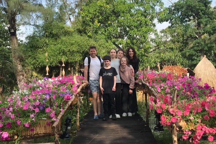 Amazing Shore Excursion: Ho Chi Minh City Tour from PHU MY Port