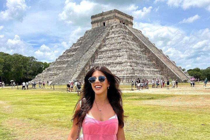 Chichen Itza, Mexican Buffet, Cenote & Valladolid guided Tour