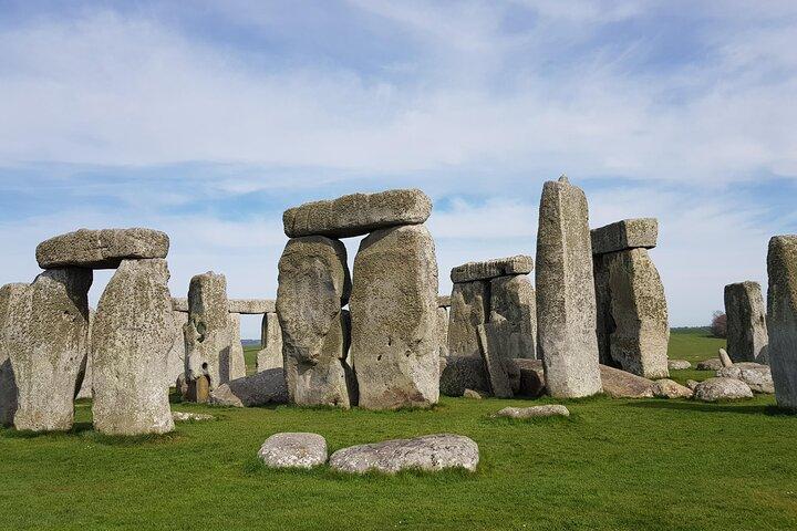 Transfers between Southampton and London via famous attractions