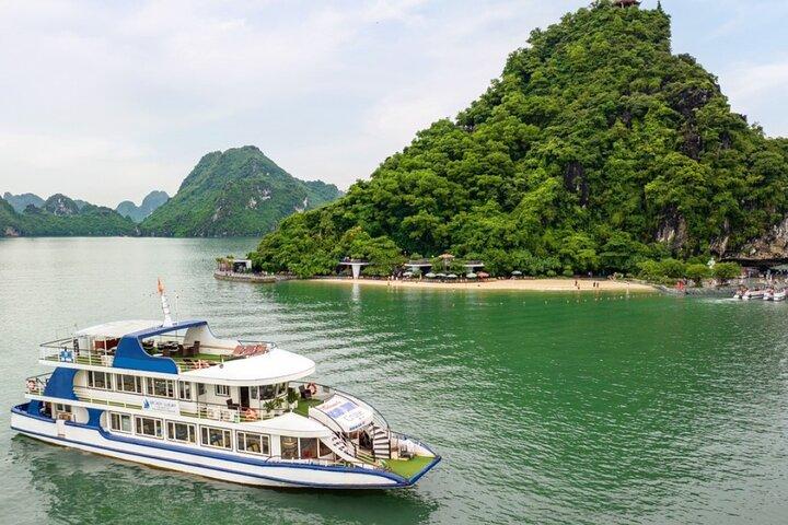 Ha Long Bay Cruise Day Tour from Hanoi