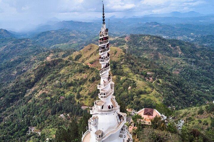 Kandy to Nuwara Eliya Private Day Tour