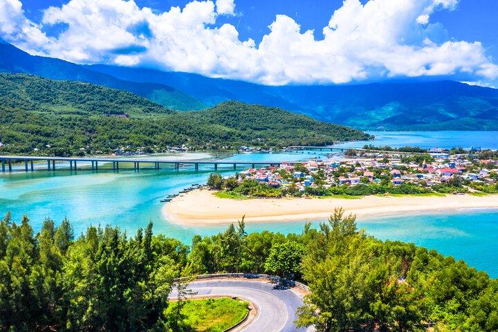 Tranfer From Hoi An to Hue visit Marble Mountains, Hai Van Pass