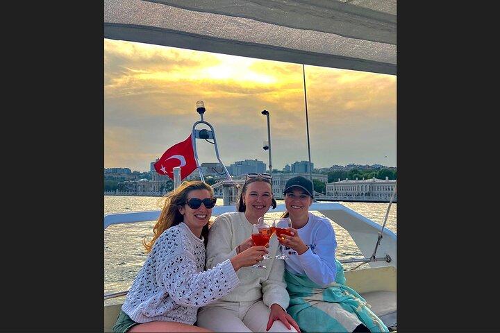 Sunset Bosphorus Yacht Tour in Istanbul