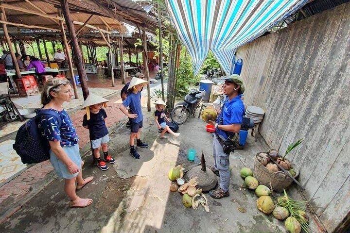 Private Mekong Delta Tour 2 Days 1 Night