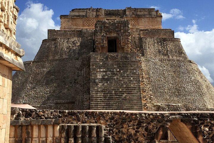 Uxmal Archeological Site Guided Walking Tour with Entry Fee