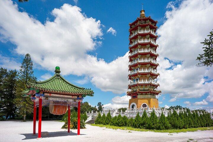 Private 1 Day Sun Moon Lake Escape Tour from Taipei