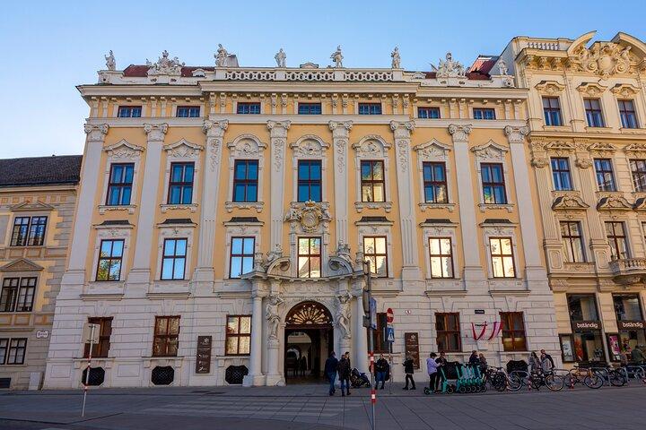 Vienna Historic Center: City Walk with Audio Guide on your Phone