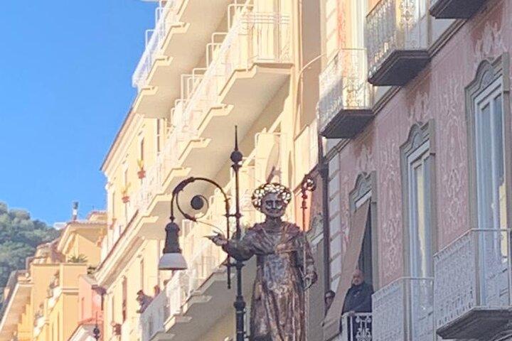 3 Hour Walking Tour of Sorrento with Local Food Tasting