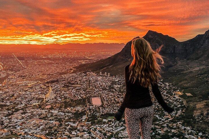 Private Guided Sunset/Sunrise Hike on Lions Head (Hotel Pickup)