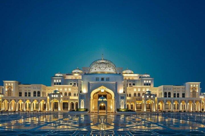 Full Day Tour Exploring Abu Dhabi