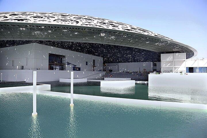 Full Day Tour Exploring Abu Dhabi