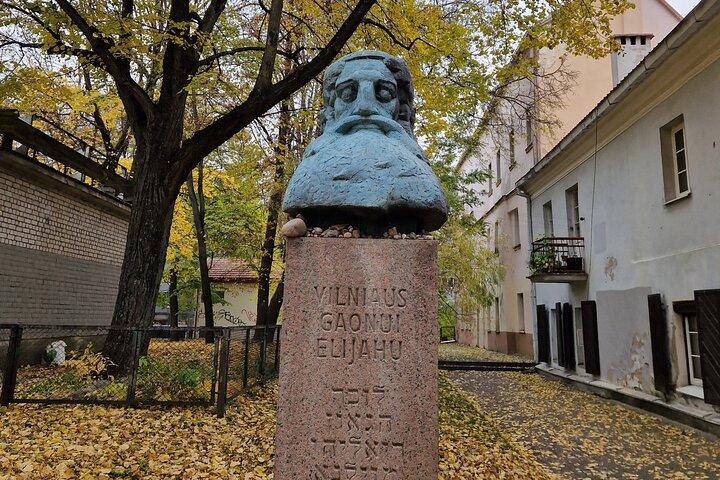 Secrets of Old Vilnius Smartphone App GPS Audio Walking Tour
