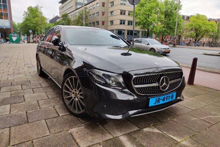 Private Taxi Transfer From or To Amsterdam Schiphol Airport (AMS)