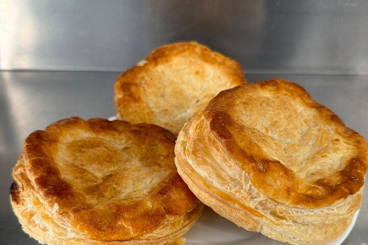 Street Food Lecce: Guided walking tour with typical food and wines.
