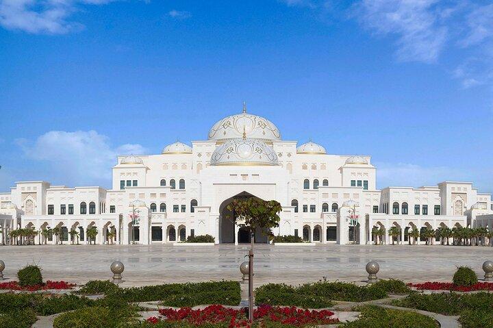 Abu Dhabi Premium Full-Day Tour with Sunset Grand Mosque Visit