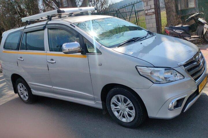 Innova To and Fro Pvt. Airport Transfer from Srinagar / Dal Lake
