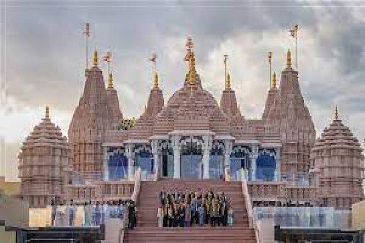 Baps Hindu Temple and Sheikh Zayed Grand Mosque Tour