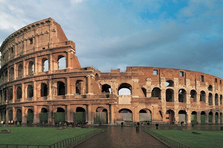 City Pass: Rome Colosseum, Palatine &Roman Forum Entry Experience