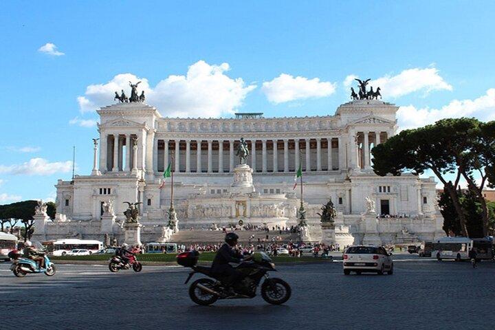 City Pass: Rome Colosseum, Palatine &Roman Forum Entry Experience
