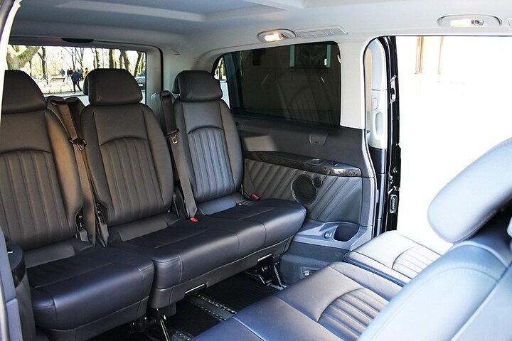 Private Transfer Singapore Airport to Singapore City