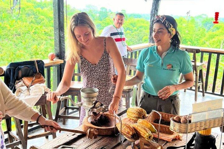 Cocoa and Santa Rosa Hot Springs Tour from Pereira or Armenia