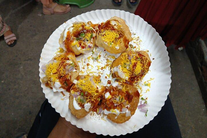 Kolkata Midtown Madness- A Street Food & Nightlife Tour