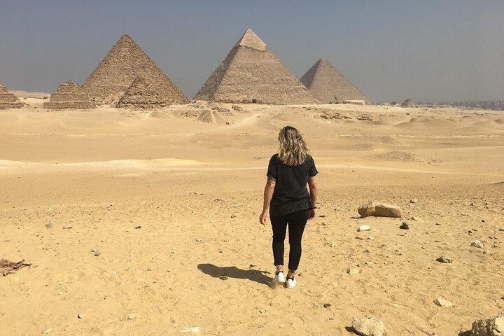 Private Tour Giza Pyramids and Sphinx and Memphis and Saqqara