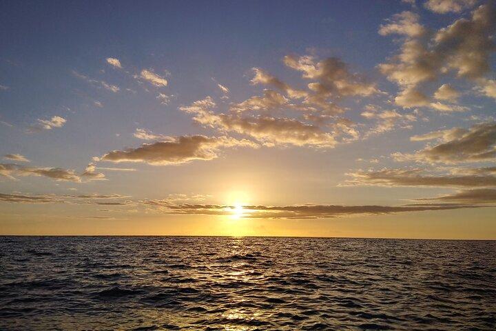 Sunset and Manta Ray Snorkel Adventure