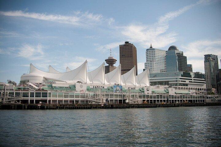 Vancouver City Tour: Stanley Park, Granville Island, and Capilano