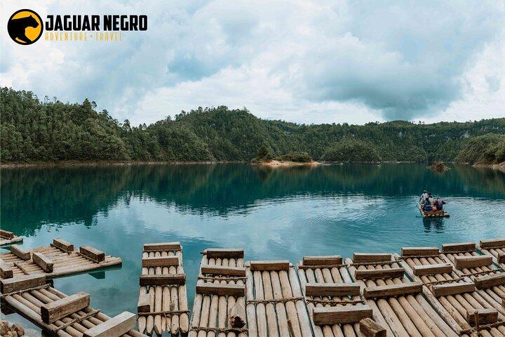 Tour to the Chiflón Waterfall and Montebello Lagoons