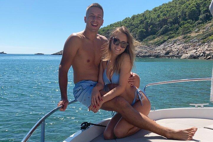 4-hour Private Boat Tour From Dubrovnik with Drinks
