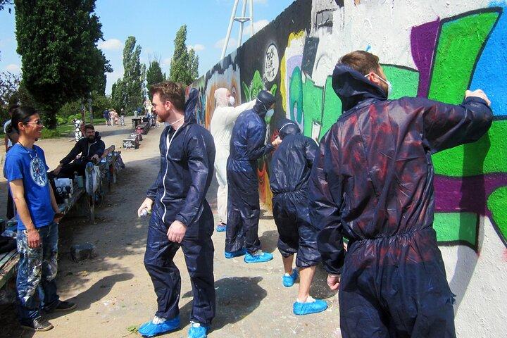 Graffiti Workshop Berlin with professional graffiti artists