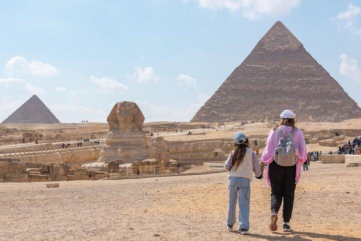 Giza Pyramids Sakkara and Memphis Private Tour