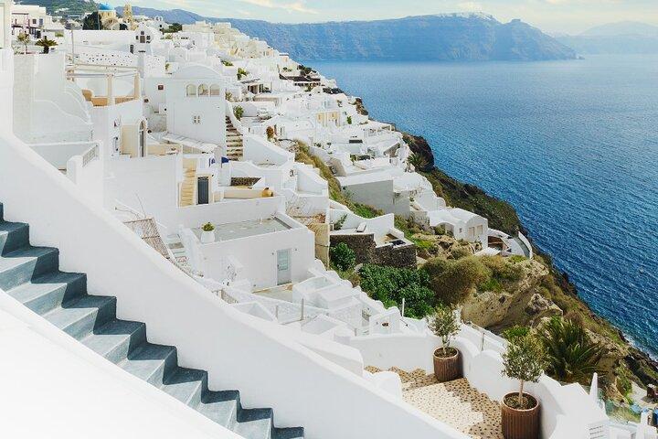 Airport, Port and Hotel Private Transfer in Santorini