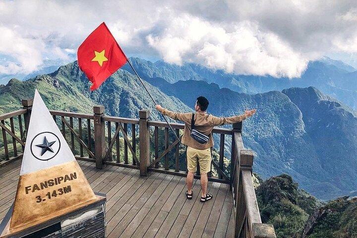 Fansipan Summit - Rooftop of Indochina 2 days 1 night Tour by Bus