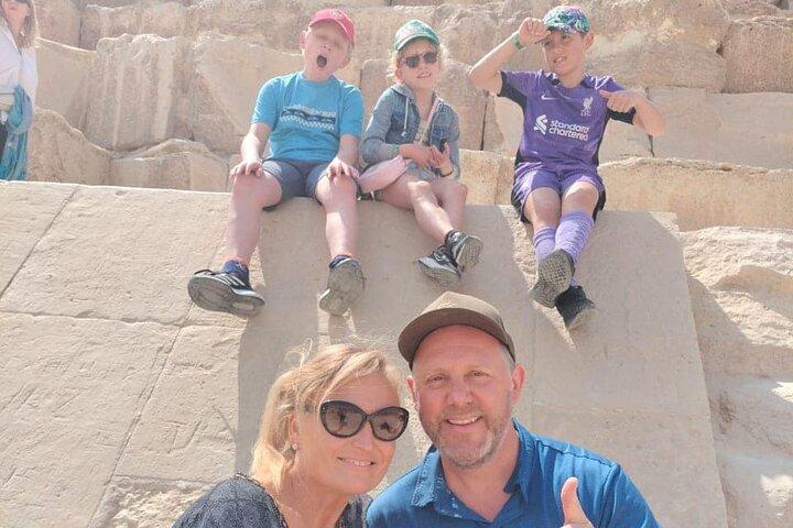 5-Hour Private Tour in Giza Pyramids and Khan El Khalili Market