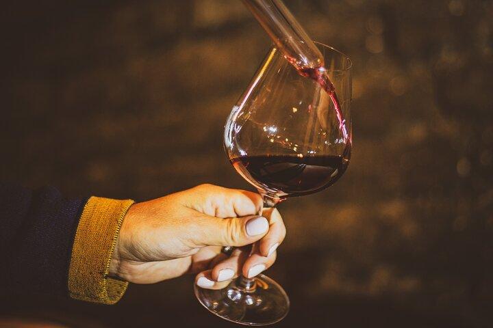 Private wine tour in Côte de Nuits and Côte de Beaune
